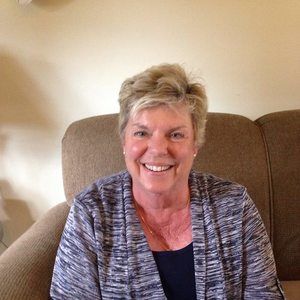 Meet your Posher, Leslie